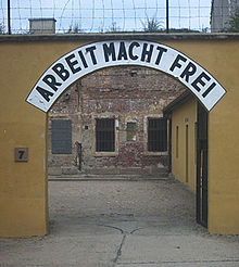 220px-Theresienstadt_arbeit_macht_frei